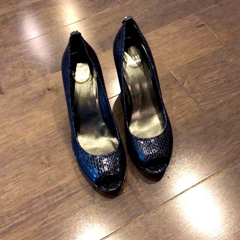 Stuart Weitzman open toe navy shoes